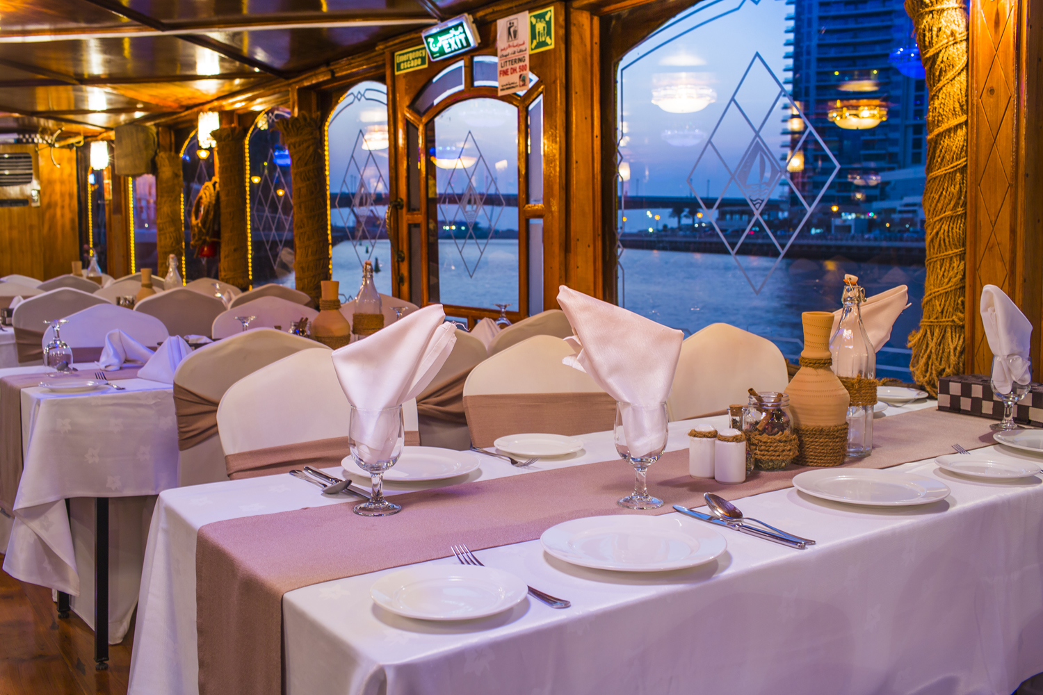 Table-Setup-on-Alexandra-Dhow-Cruise-Dubai-Marina