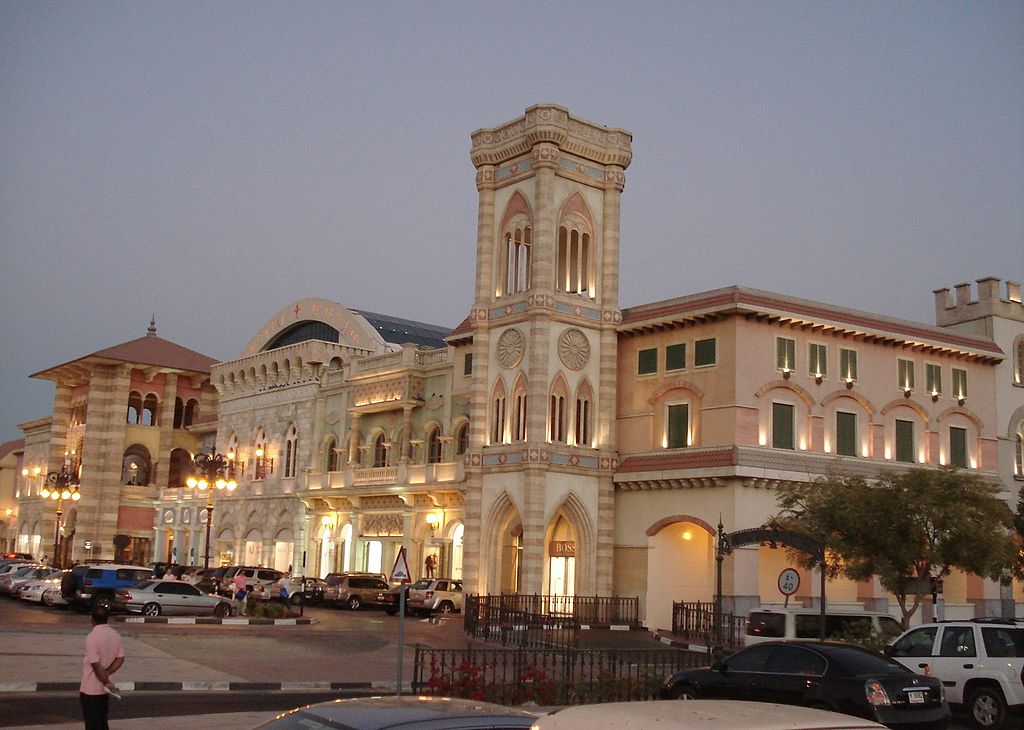 Mercato Shopping Mall