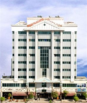 Dream Palace Hotel