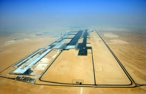 Al Maktoum International Ruway (GFDL/Fatma3298)