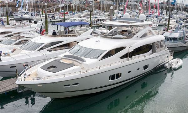 Dubai International Boat Show 2013 Dubai International Boat Show 2013