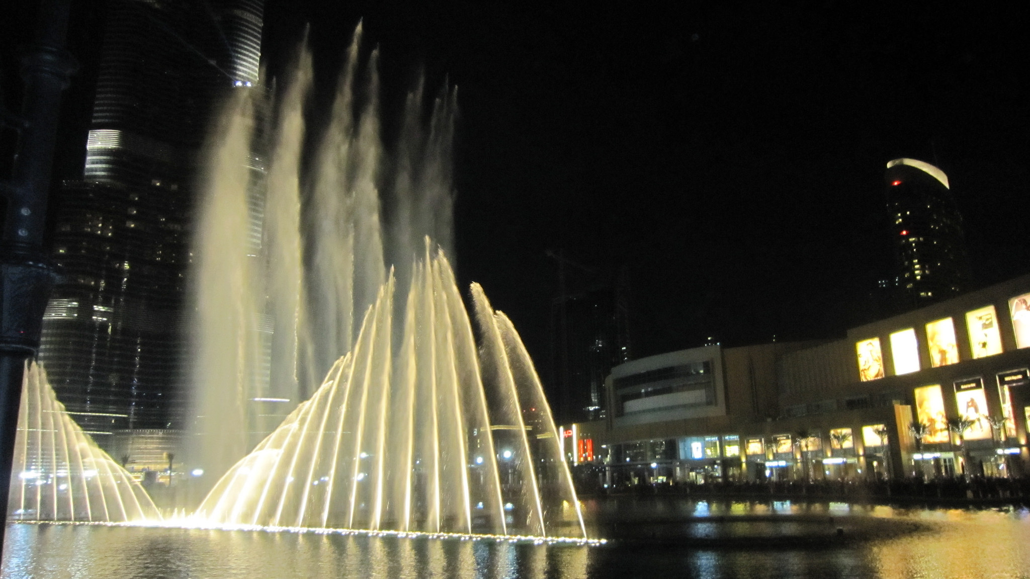 Dubai Fountain Show