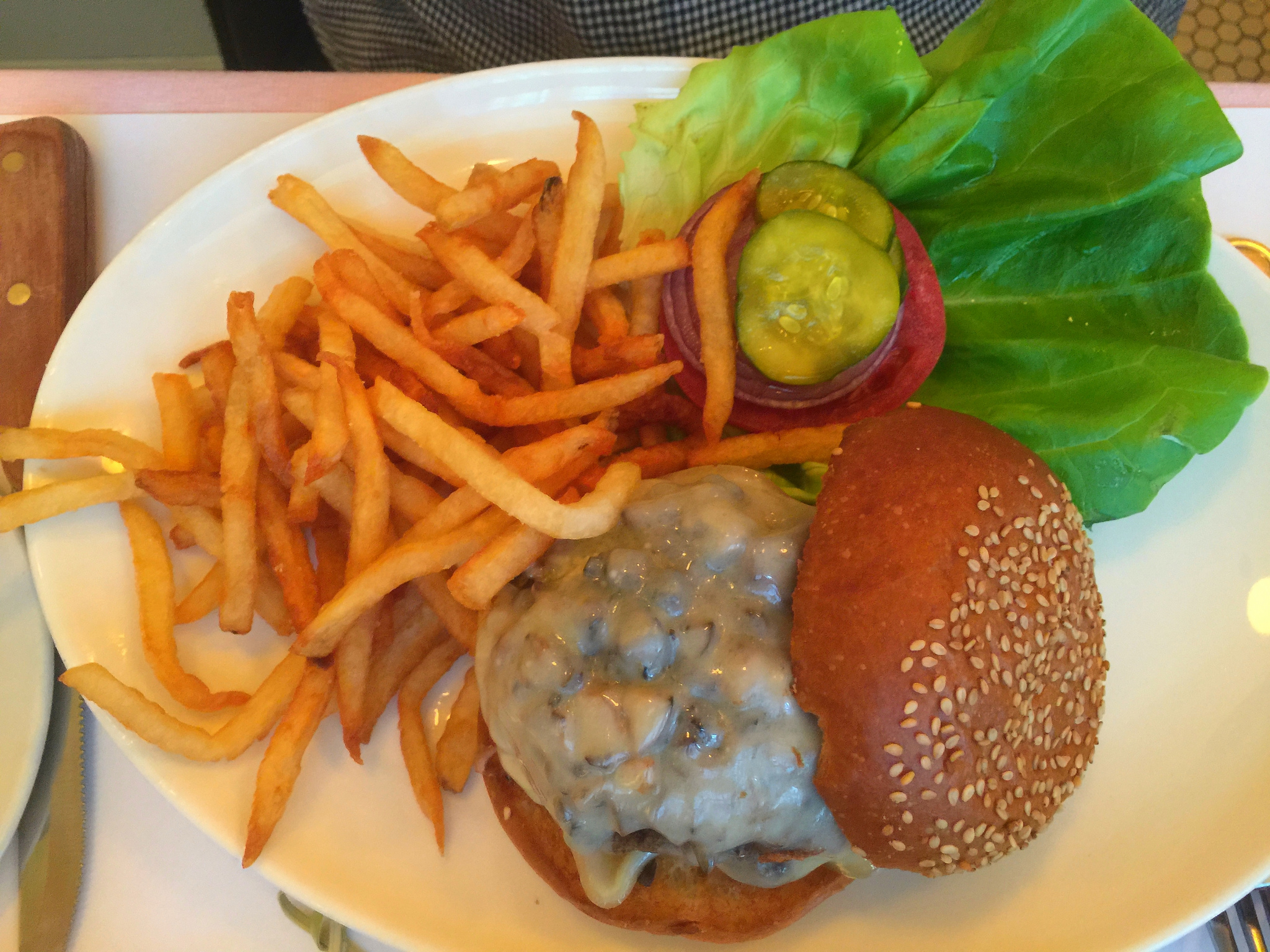 She Burger