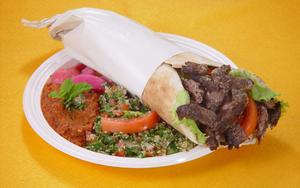 Thumbnail for Must-Try Delectable Foods in Dubai