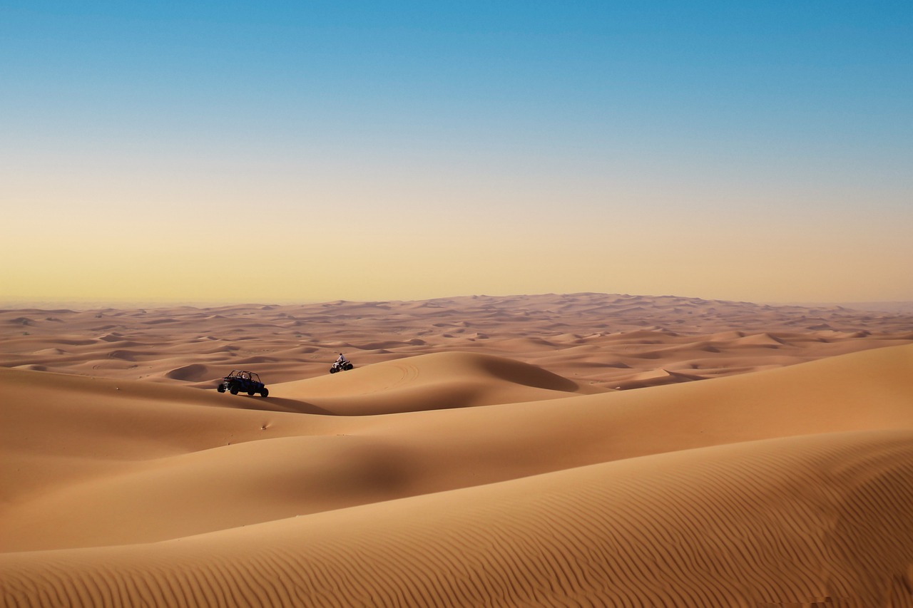 desert sand dunes