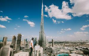 Thumbnail for Dubai: A Global Nexus of Trade and Entertainment