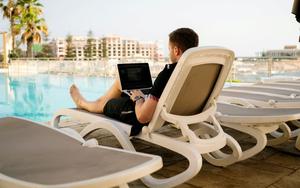 Thumbnail for Living and Working in Dubai: A Step-by-Step Guide for Digital Nomads
