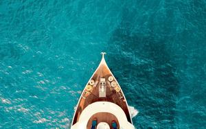 Thumbnail for 5 Unforgettable Honeymoon Experiences Unique to the UAE
